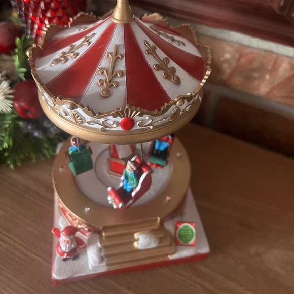 Vintage Santa Merry Go Round Musical Carousel‼️FINAL SALE - Picture 5 of 6